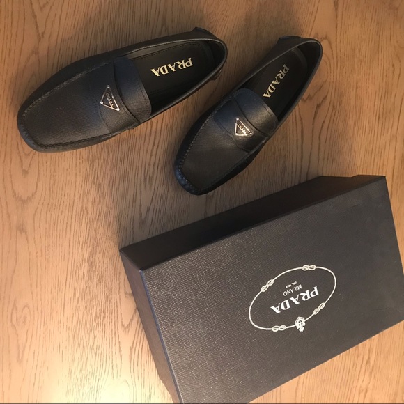 Men’s Prada Saffiano Loafers (Prada 6; US 7) - Picture 1 of 8